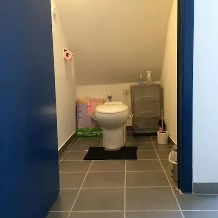 2; Tv, Wifi Et Mini-frigo. Appartement Mons